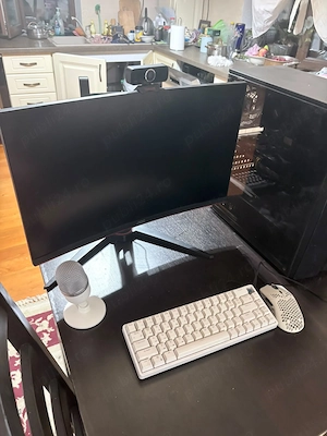 Calculator RTX 3060, AMD Ryzen 5, + monitor 144hz,tatstatura,mouse,microfon,webcam