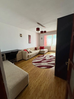 Închiriez apartament 2 camere - imagine 2