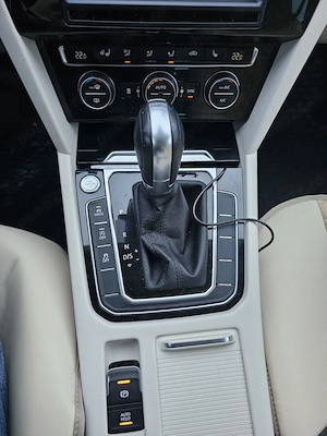 Volkswagen Passat Highline B8 2.0 TSI DSG Webasto Matrix-LED - imagine 8