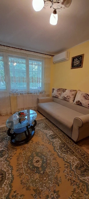 Vând apartament cu 2 camere
