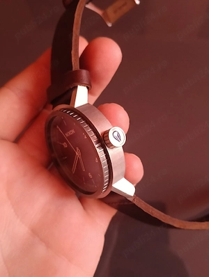 Ceas Nixon The Stark Leather - Ca NOU (Purtat de 2-3 ori)