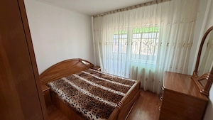 Ofer spre închiriere apartment 3 Camere