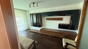 Ofer spre închiriere apartment 3 Camere - imagine 4