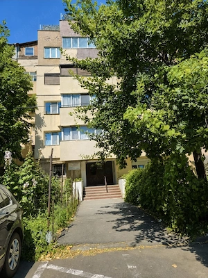 Vand apartament 5 camere duplex