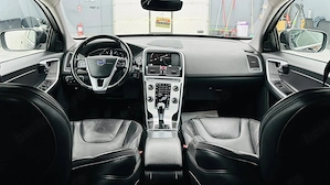 Volvo XC60 - imagine 6