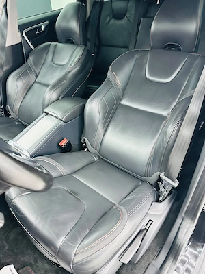 Volvo XC60 - imagine 19