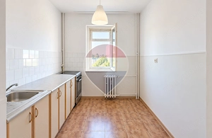 Apartament de vânzare 3 camere| BL Republicii, Ploiești - imagine 7