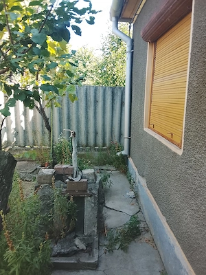 Casa de vanzare in zonă bună, locație excelentă, in orașul Chișineu-Criș  - imagine 5