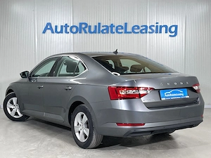 Skoda Superb - imagine 4