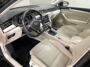 Volkswagen Passat - imagine 5