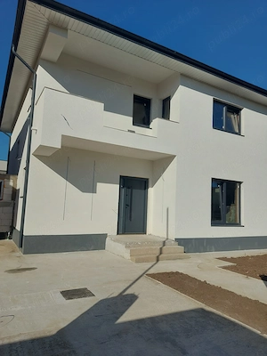 192 MP OFERTA UNICA PROPRIETAR caramida ext 30 inter 25 incalz pard 4 cam 3 bai METROU 2KM  - imagine 5