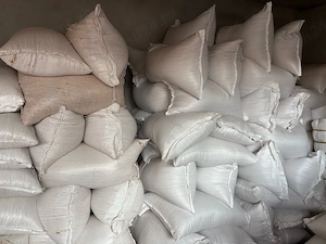 Grau, orz, porumb, ambalat la sac de 40 kg