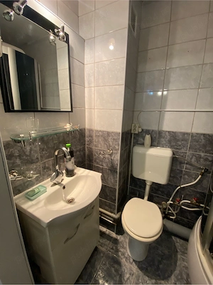 Apartament 3 camere, decomandat , mobilat - imagine 7