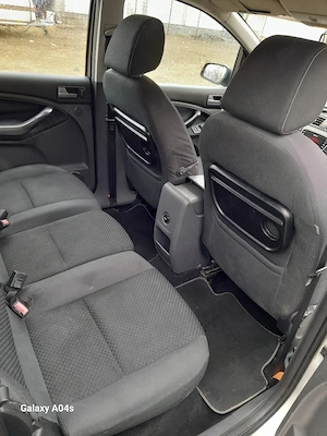 Vând Ford CMax 