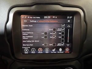 Jeep Renegade 1.3 T-GDI 4xe Automatik Trailhawk - imagine 17