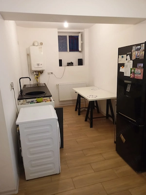 2 camere în vilă pe Bulveradul Dacia - locuință, birou, adăpost antiatomic - imagine 2