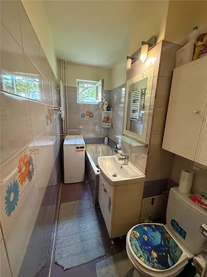 Apartament cu 2 camere  #537;i balcon, situat  #238;n Dacia, Etaj Intermediar - imagine 5