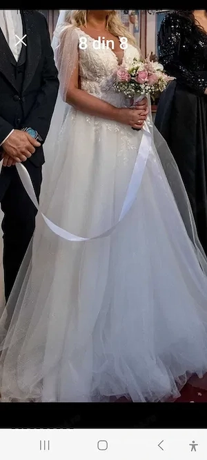 Rochie de mireasa superba