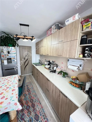 Apartament 2 camere balcon pivnita etajul 1 zona Siretului Sibiu - imagine 11