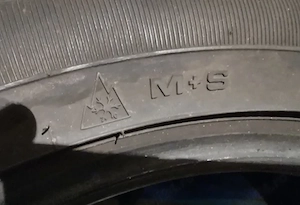 215/50/17 made in Slovenia stare buna si 4 vara aceasi dimensiune. Stare foarte buna.