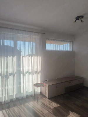 Inchiriez apartament cu 2 camere in zona centrala  - imagine 5