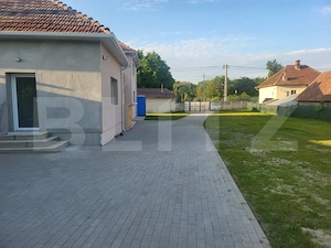 Casă cu 5 camere și spațiu comercial, teren 4079mp, zona Stremț - Teius - imagine 8