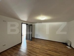 Casă cu 5 camere și spațiu comercial, teren 4079mp, zona Stremț - Teius - imagine 2