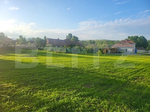 Casă cu 5 camere și spațiu comercial, teren 4079mp, zona Stremț - Teius - imagine 13