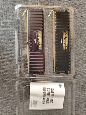 Ram DDR4 16GB (2x8GB) Corsair Vengeance LPX  2666MHz