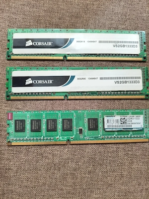 Memorii Ram DDR3 (3x2GB)