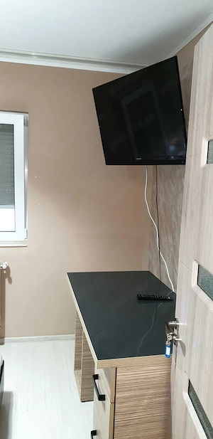 Apartament 3 camere de vânzare | Poarta 6 | Renovat integral | Etajul 3  - imagine 5