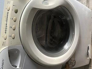 Mașină electrică de spălat rufe 