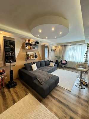 Apartament 3 camere Living generos open-space 2 băi |Etaj 3 - imagine 3