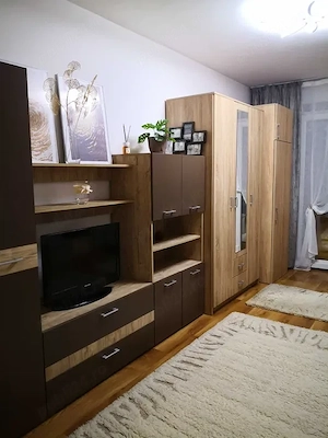garsoniera titan-metrou 1 minut-modern - imagine 3