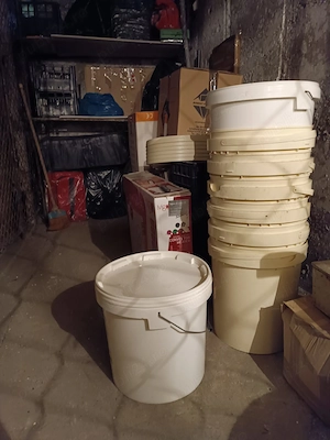 Găleți din plastic cu capac,  20 L