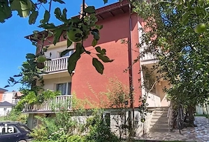 Schimb Vand vila cu piscina langa Manastirea Curtea de Arges