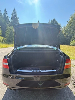 Skoda Superb 2.0 4x4 Laurint&Klement - imagine 2