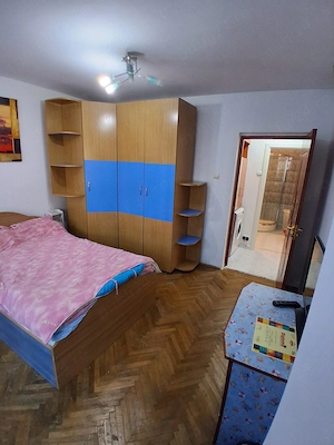 Apartament de vânzare cu 3 camere - imagine 5