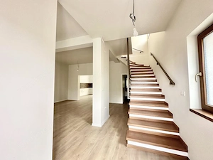 Duplex 4 camere si 3 bai | 127,5 mp utili | Super pozitie - Mosnita Noua - imagine 10