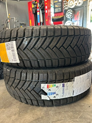 Anvelope Michelin noi 195x60xR16C - imagine 3