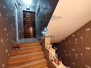Apartament P+1, 4 camere, 2 bai, 3 balcoane, Zona Centrala Piatra Neamt - imagine 2