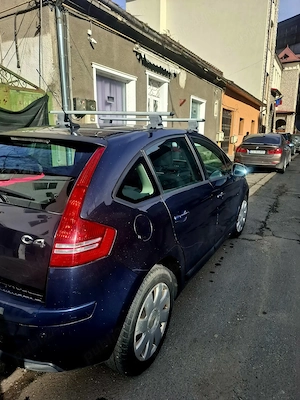 Masină Citroen C4