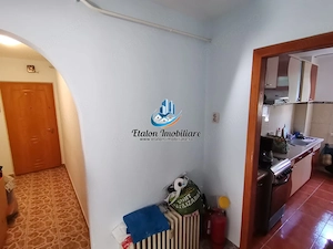 Apartament 3 camere, parter inalt, Darmanesti, ideal spatiu comercial! - imagine 3