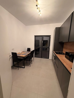 De inchiriat apartament 2 camere Sântpetru Roka Village - imagine 4