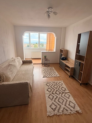 Închiriez apartament cu 2 camere zona Vlahuță