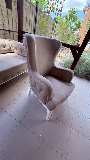 Set living Chesterfield   canapea + fotolii, elegant | 2.500 lei NEGOCIABIL
