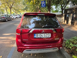 Vand Mitsubishi Outlander Phev - imagine 4