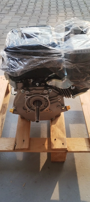 Motor generator Kohler COMMAND PRO CH395 - 9,5 CP, nou - imagine 6