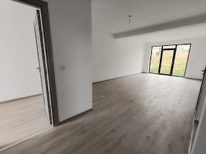 Casa noua, FINISATA, 580 mp teren, pozitie placuta, fara trafic intens - imagine 8