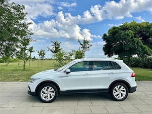 Volkswagen Tiguan 2023 - 2.0TDI 4x4 - Unic proprietar de noua  - imagine 3